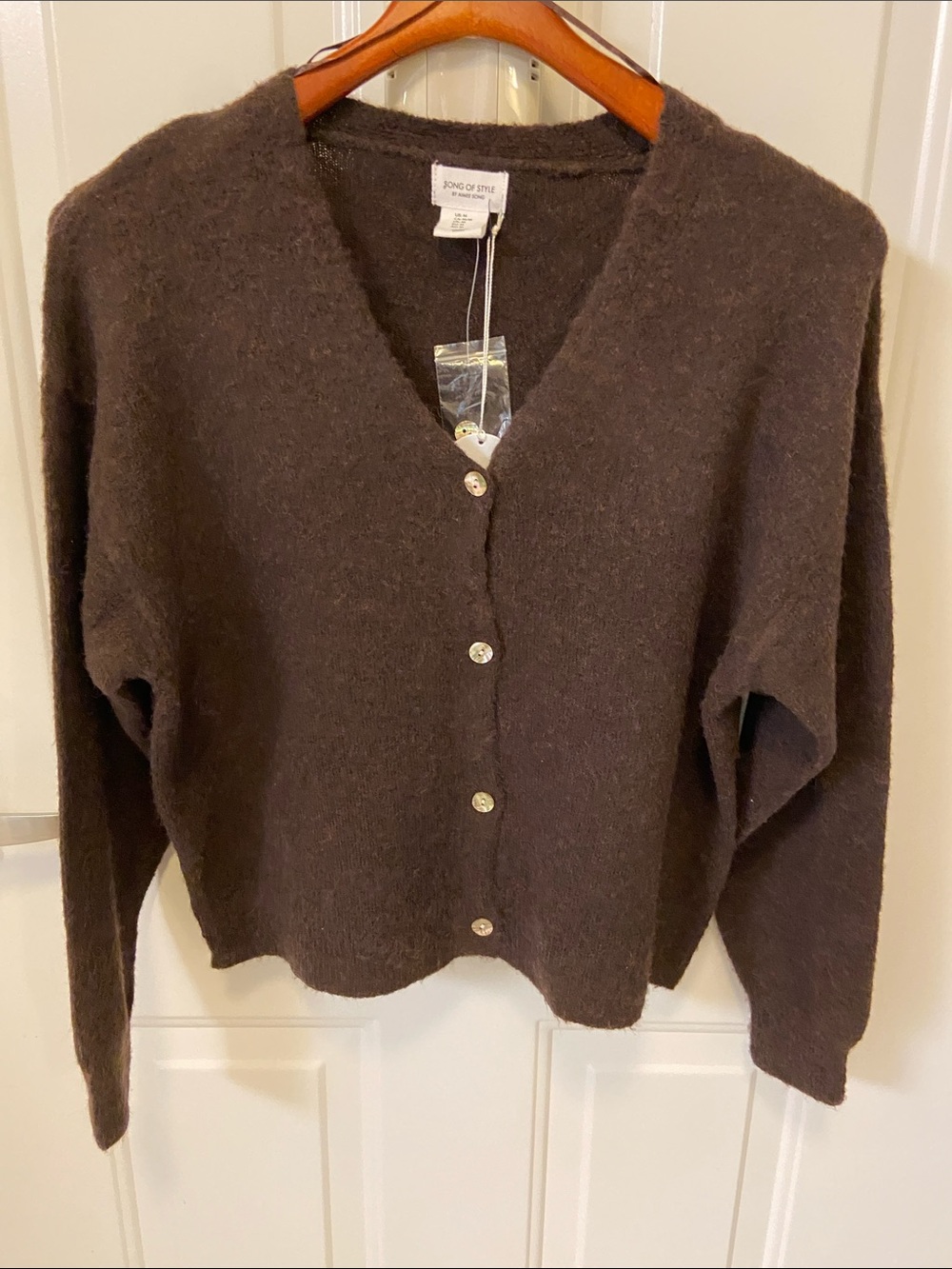 🤎Chocolate Brown V-Neck
Button Front Cardigan🤎